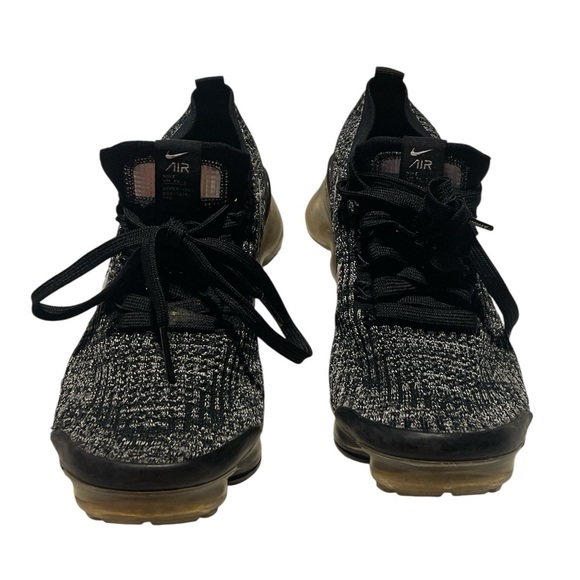 Nike Vapormax Flyknit Oreo - Picture 3 of 5